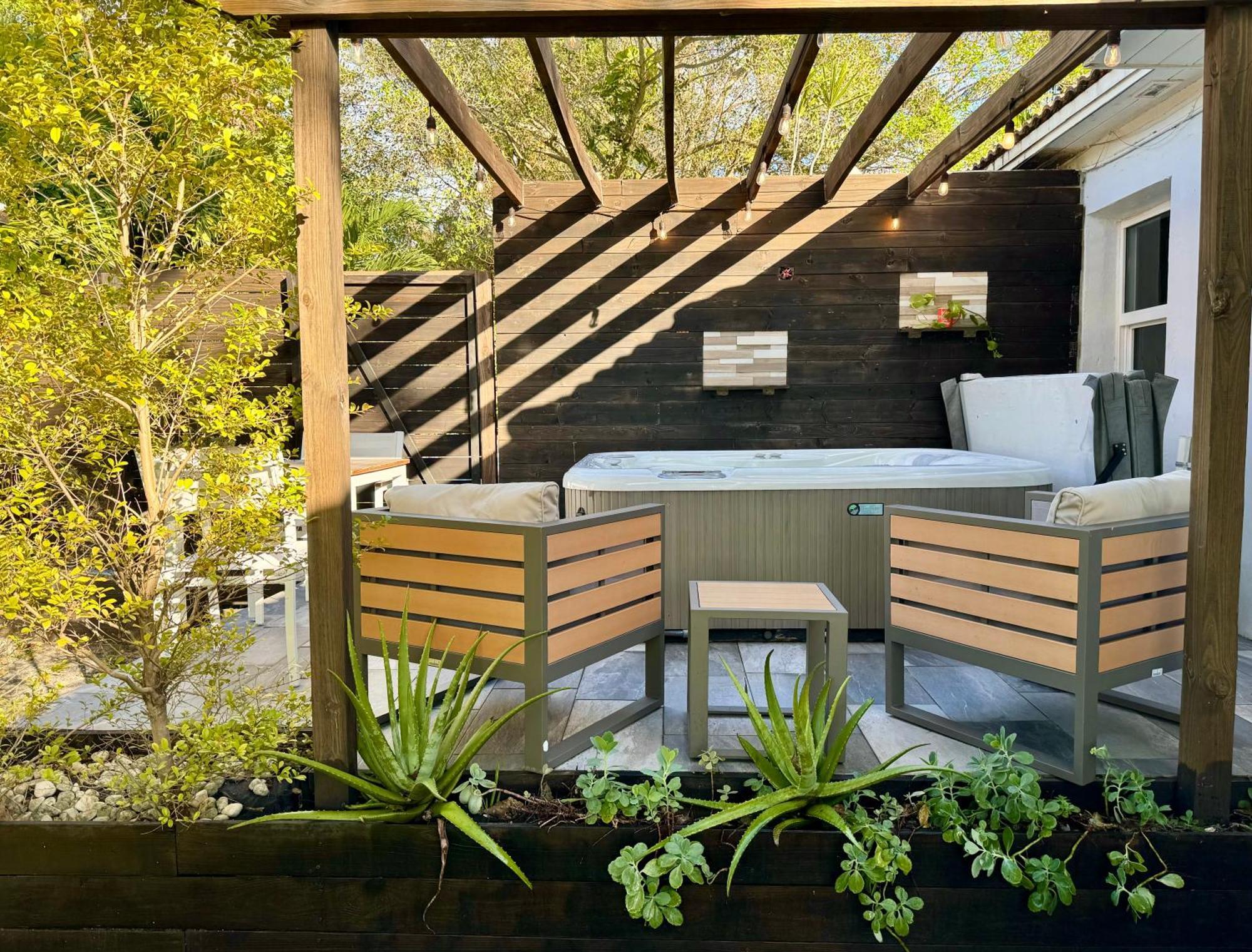 Hot Tub House On Golf Course! 10 Mins To The Beach Miami Buitenkant foto